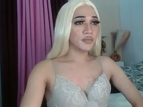Kendalllust online show from April 2026 03:15:02 PM
