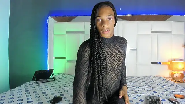 Hilaryguzman online show from January 2026 01:58:02 PM