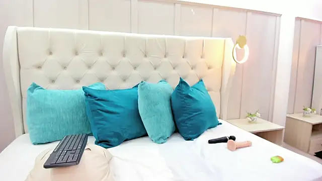 sweet shanaia online show from May 2026 04:57:02 PM