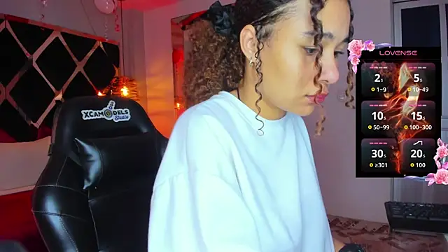 Mia cartther online show from February 2026 01:08:01 PM