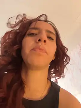 Snapshot of elodie_rouge chatting on April 2026 11:57:01 AM elodie rouge online show from April 2026 11:57:01 AM