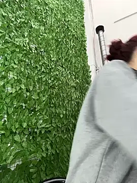 elodie rouge online show from April 2026 11:50:01 AM