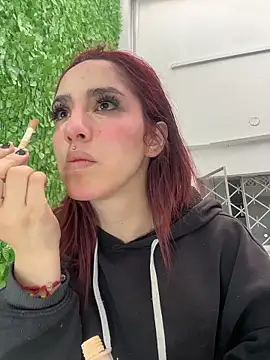 elodie rouge online show from March 2026 12:29:01 PM