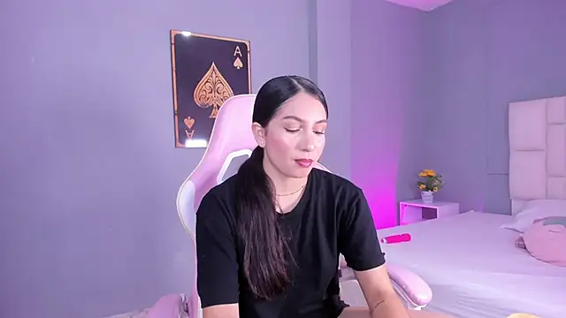 Sofia  Salazar online show from February 2026 12:24:02 PM