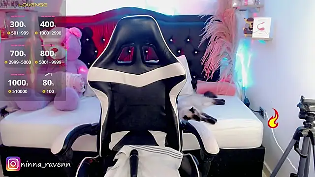 AriaDark online show from March 2026 09:11:01 PM