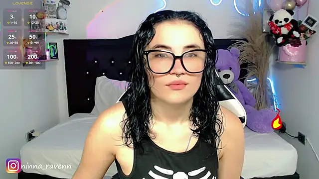 AriaDark online show from May 2026 09:09:01 PM
