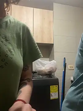 RavenEllieUniverse online show from February 2026 01:47:01 AM