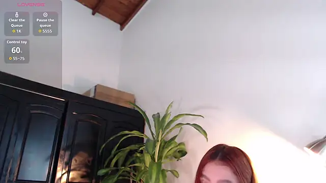 Snapshot of Mia_Volkova_ chatting on May 2026 03:10:01 PM Mia Volkova online show from May 2026 03:10:01 PM