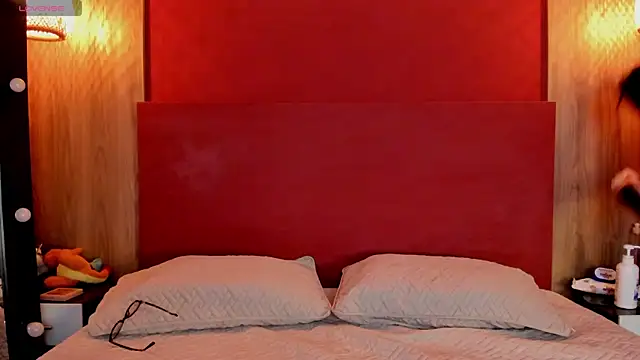 VanessaDoofenshmirtz online show from June 2026 02:22:01 PM
