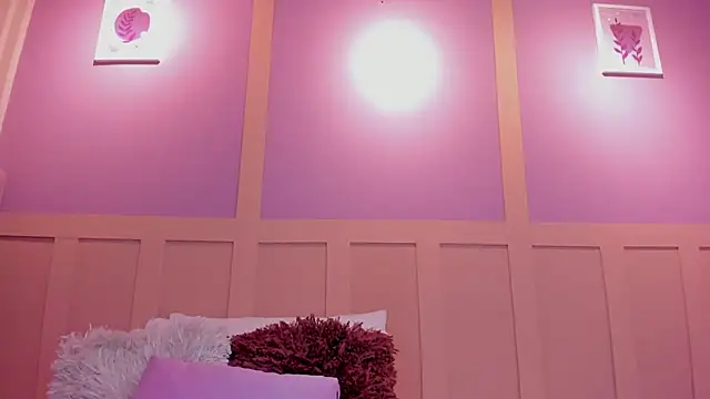 Snapshot of LilithAllenn chatting on February 2026 03:40:02 AM LilithAllenn online show from February 2026 03:40:02 AM