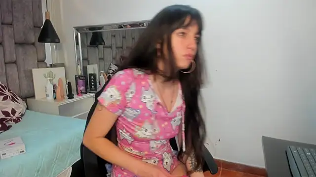 JenniQ69 online show from March 2026 01:38:02 PM