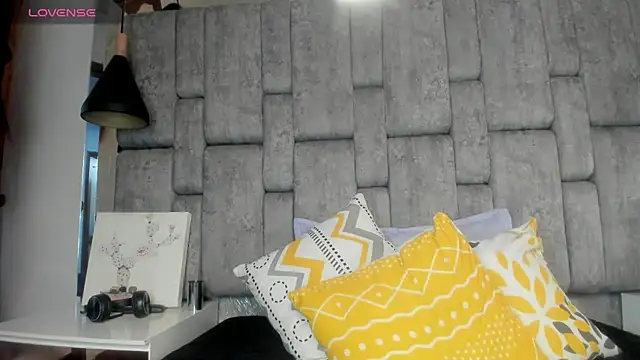 JenniQ69 online show from July 2026 07:51:02 PM