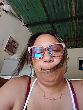 Snapshot of mariacarlota chatting on May 2026 03:34:01 PM mariacarlota online show from May 2026 03:34:01 PM