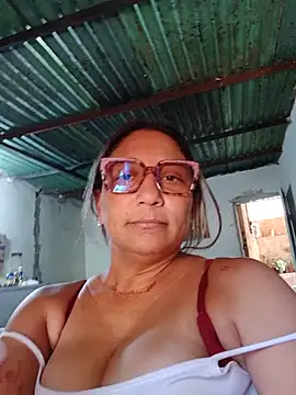 Snapshot of mariacarlota chatting on May 2026 06:09:01 PM mariacarlota online show from May 2026 06:09:01 PM