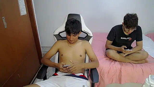 Maxwell boys online show from March 2026 03:47:02 AM