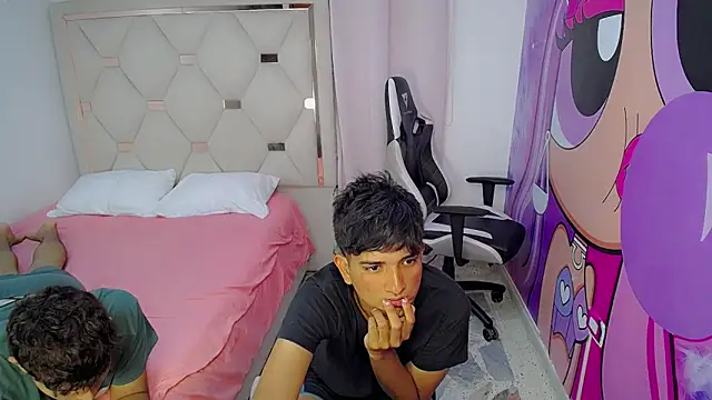 Maxwell boys online show from February 2026 03:07:02 AM