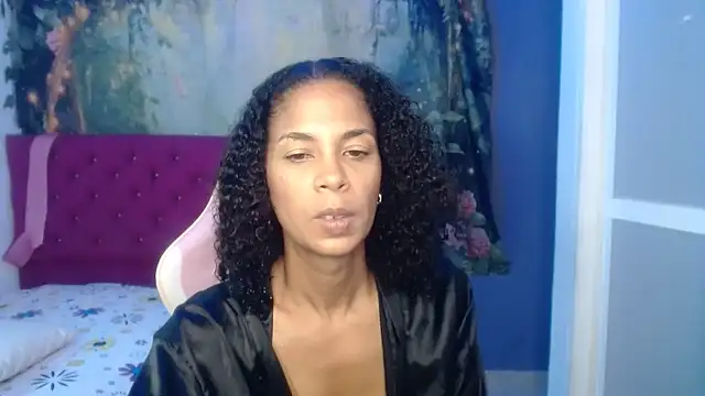 Snapshot of rosa_skinny chatting on June 2026 02:22:02 PM rosa skinny online show from June 2026 02:22:02 PM