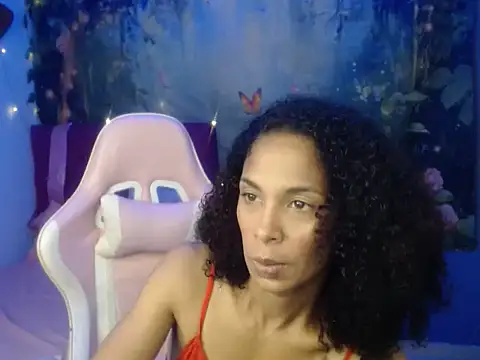 Snapshot of rosa_skinny chatting on June 2026 08:21:01 PM rosa skinny online show from June 2026 08:21:01 PM