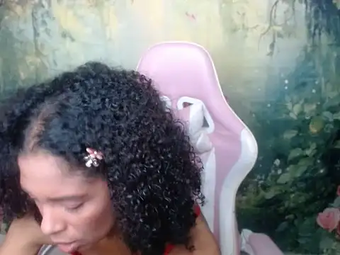 Snapshot of rosa_skinny chatting on May 2026 08:52:02 PM rosa skinny online show from May 2026 08:52:02 PM