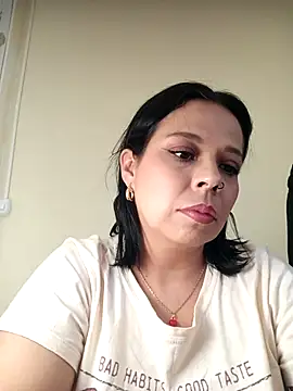 Snapshot of RossyAlvarez chatting on July 2026 10:13:01 PM RossyAlvarez online show from July 2026 10:13:01 PM
