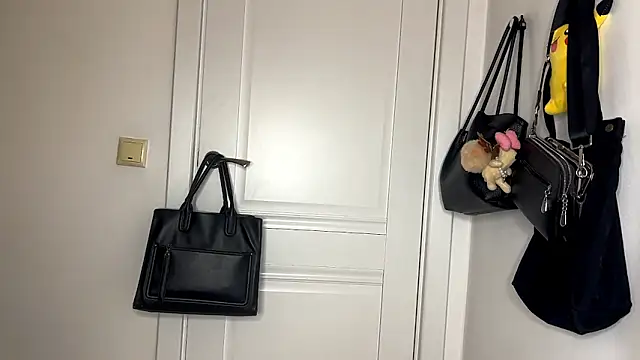 ErlineSchwartzer online show from January 2026 02:20:01 PM