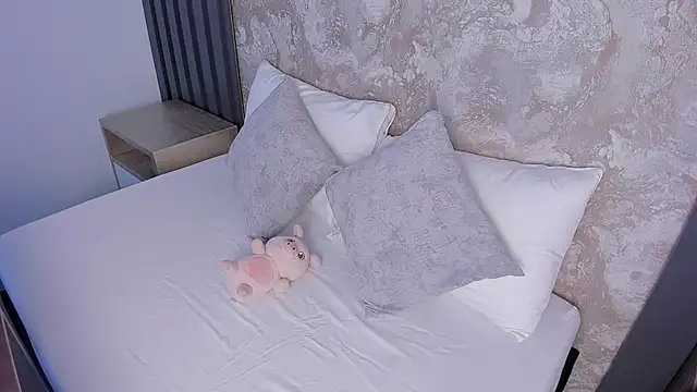 Snapshot of rubby_grundy chatting on July 2026 03:17:02 AM rubby grundy online show from July 2026 03:17:02 AM