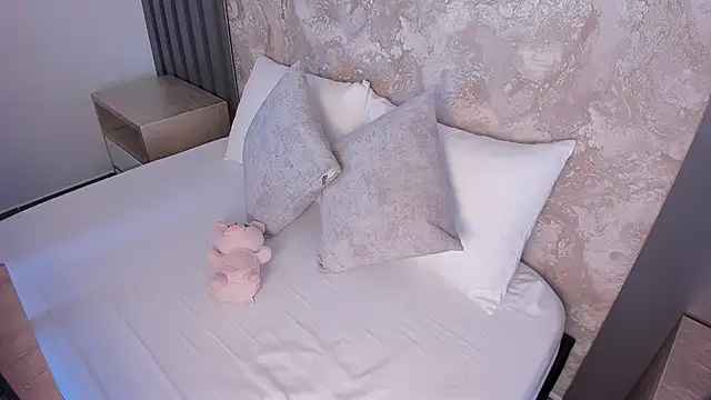 Snapshot of rubby_grundy chatting on July 2026 02:23:02 AM rubby grundy online show from July 2026 02:23:02 AM