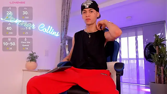 Snapshot of LennerCollins_ chatting on April 2026 12:07:02 PM LennerCollins online show from April 2026 12:07:02 PM