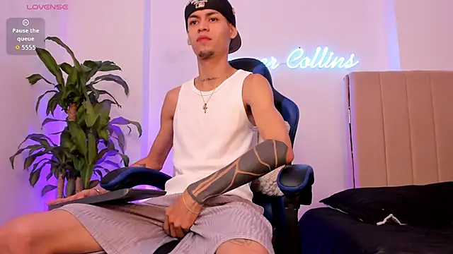 Snapshot of LennerCollins_ chatting on July 2026 11:10:01 AM LennerCollins online show from July 2026 11:10:01 AM