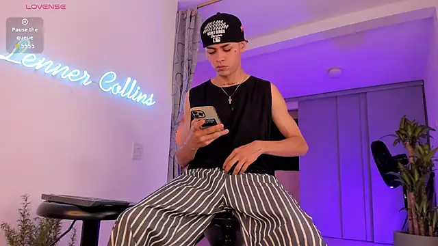 LennerCollins  online show from April 2026 05:15:01 AM