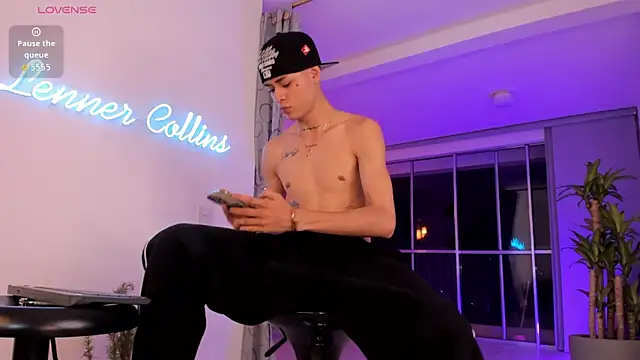 LennerCollins  online show from April 2026 08:28:01 AM