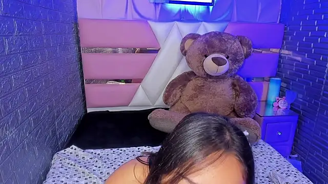 Snapshot of LanaKline chatting on February 2026 01:58:02 AM LanaKline online show from February 2026 01:58:02 AM