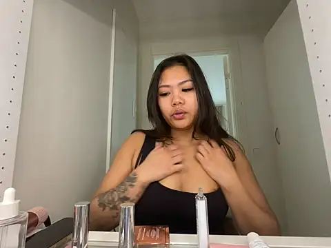 TitiTinyThai online show from March 2026 10:13:01 AM