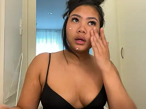 TitiTinyThai online show from April 2026 11:28:02 AM