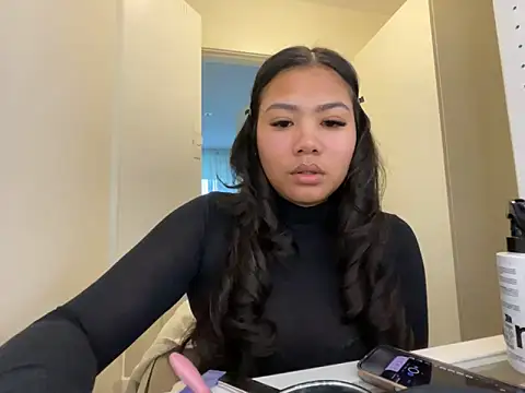 TitiTinyThai online show from April 2026 03:14:01 PM