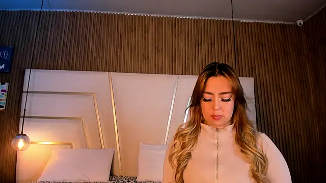 Xara Shadow online show from March 2026 10:54:01 PM