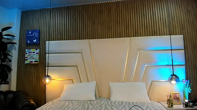 Xara Shadow online show from March 2026 11:17:01 PM