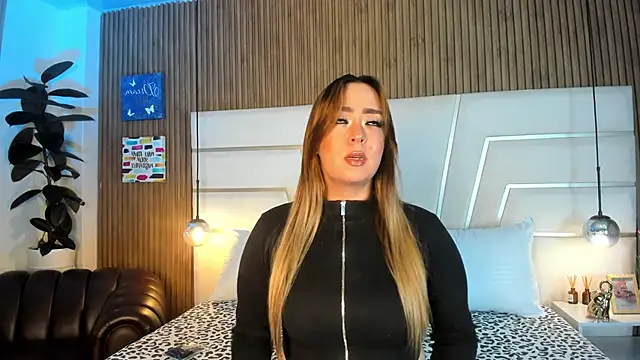 Xara Shadow online show from April 2026 12:06:02 AM