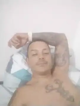 Snapshot of Dominic_wolff chatting on January 2026 02:59:01 AM Dominic wolff online show from January 2026 02:59:01 AM