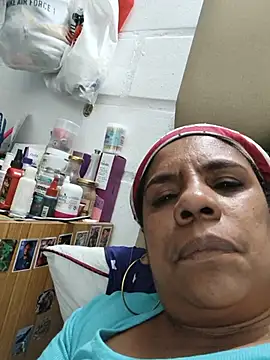 Zeyllyjhonson online show from July 2026 08:48:01 PM