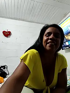 Zeyllyjhonson online show from June 2026 11:31:02 PM