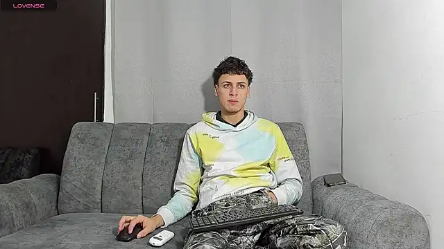 Snapshot of Two_sexboys chatting on February 2026 11:21:01 AM Two sexboys online show from February 2026 11:21:01 AM