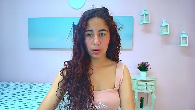 scarlett clyde online show from June 2026 12:47:02 PM