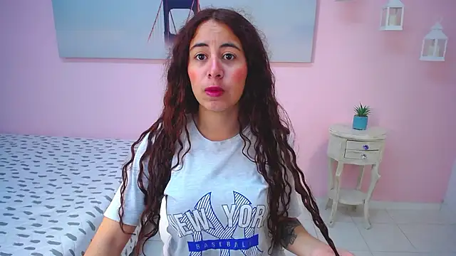 scarlett clyde online show from March 2026 12:22:02 PM