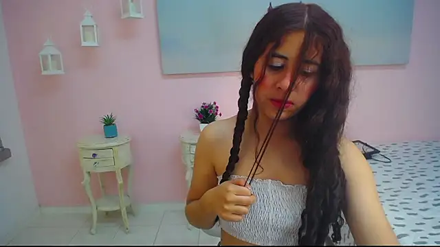 scarlett clyde online show from February 2026 12:27:01 PM