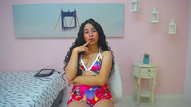 scarlett clyde online show from February 2026 12:32:01 PM