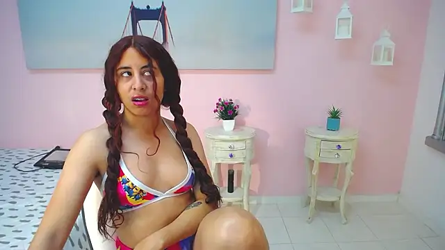 scarlett clyde online show from March 2026 01:44:01 PM