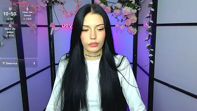 Snapshot of Kelly__Bunny chatting on June 2026 09:09:02 PM Kelly Bunny online show from June 2026 09:09:02 PM