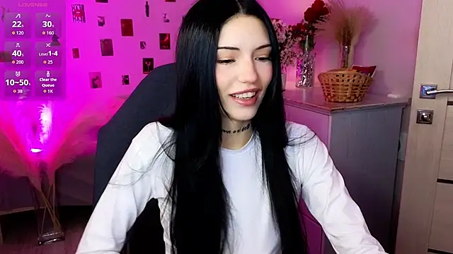 Snapshot of Kelly__Bunny chatting on July 2026 08:39:02 PM Kelly Bunny online show from July 2026 08:39:02 PM