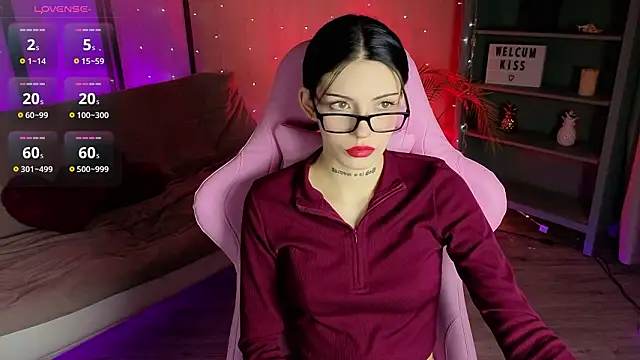 Snapshot of Kelly__Bunny chatting on February 2026 05:40:02 AM Kelly Bunny online show from February 2026 05:40:02 AM